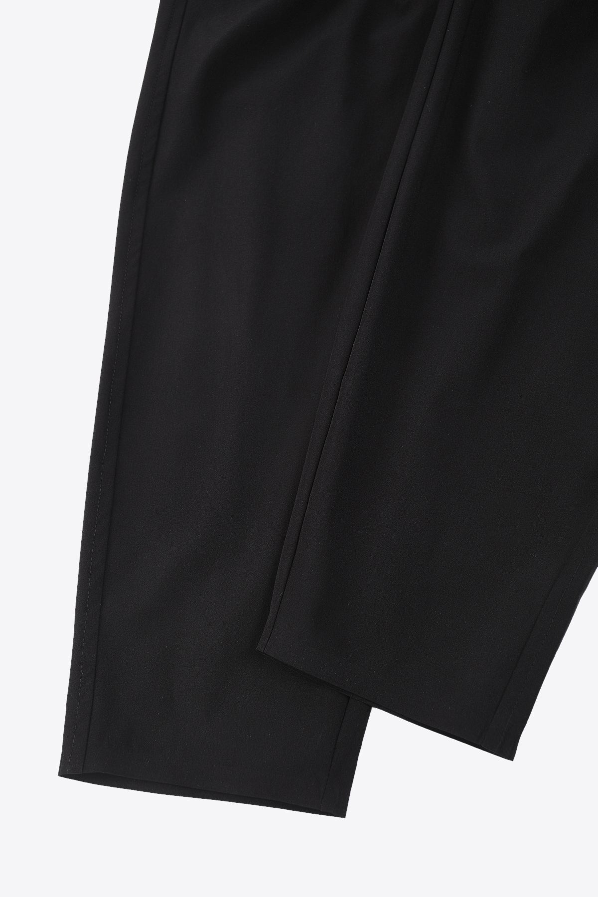Essential Flow Joggers Black Edition