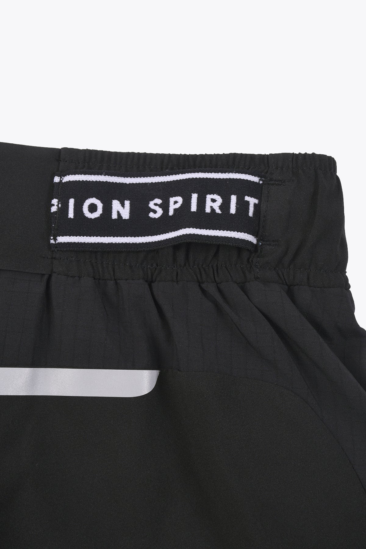 Light & Functional Short