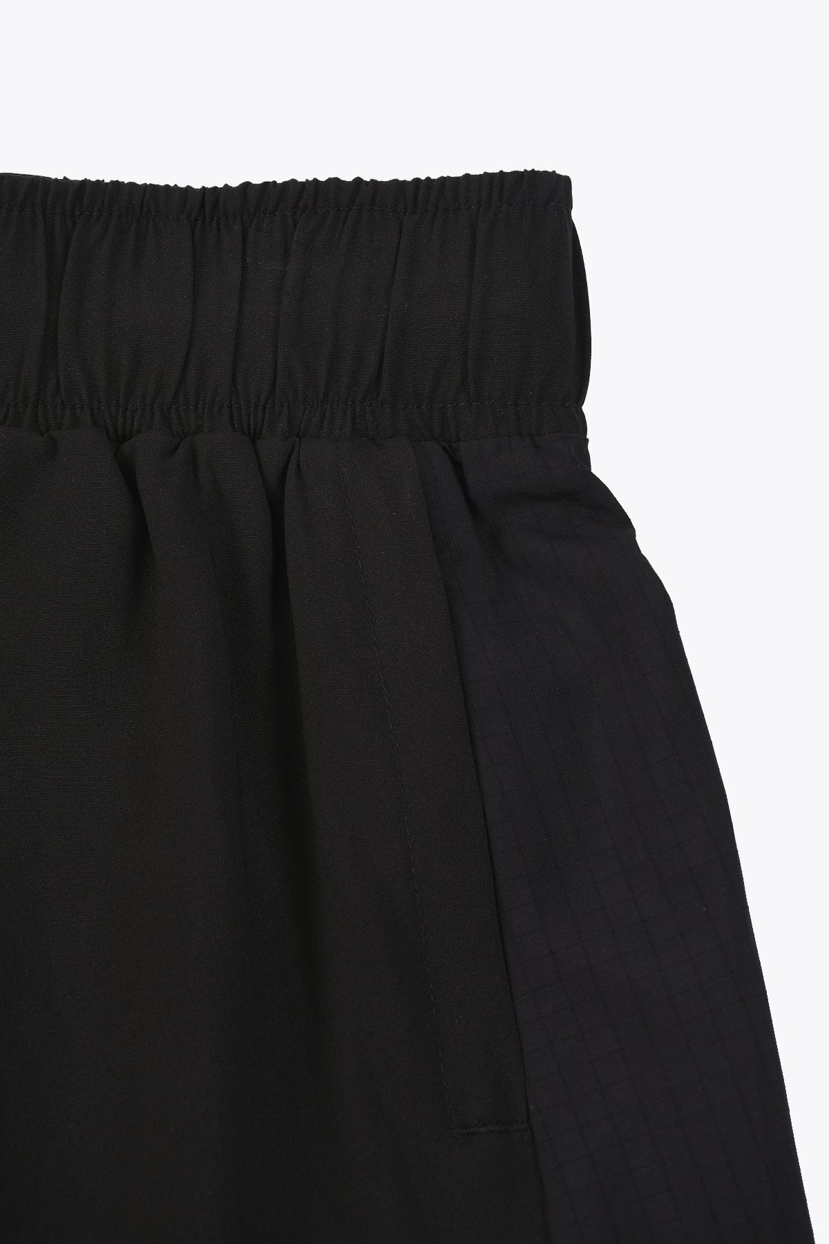 Light & Functional Short