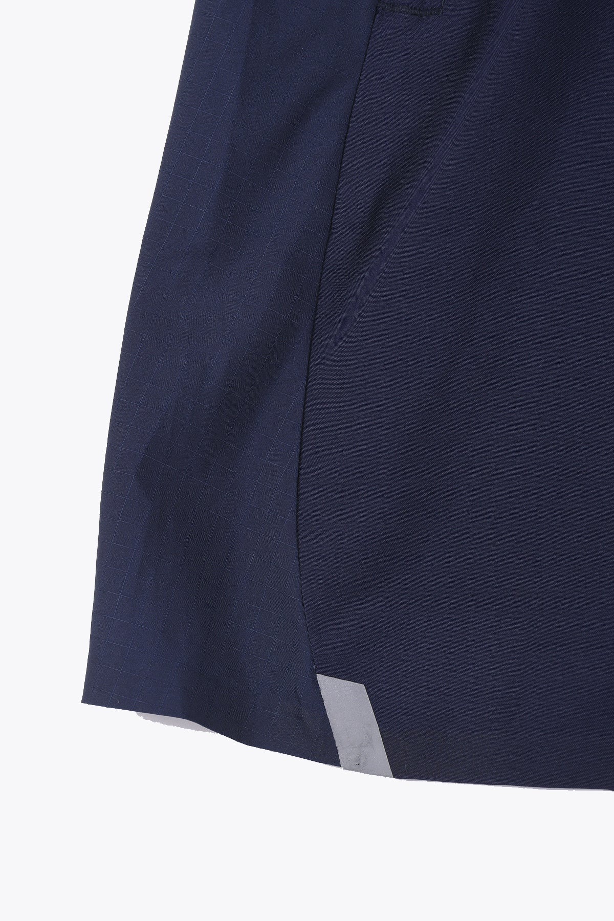 Light & Functional Short