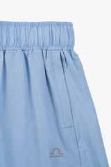 Light & Functional Short