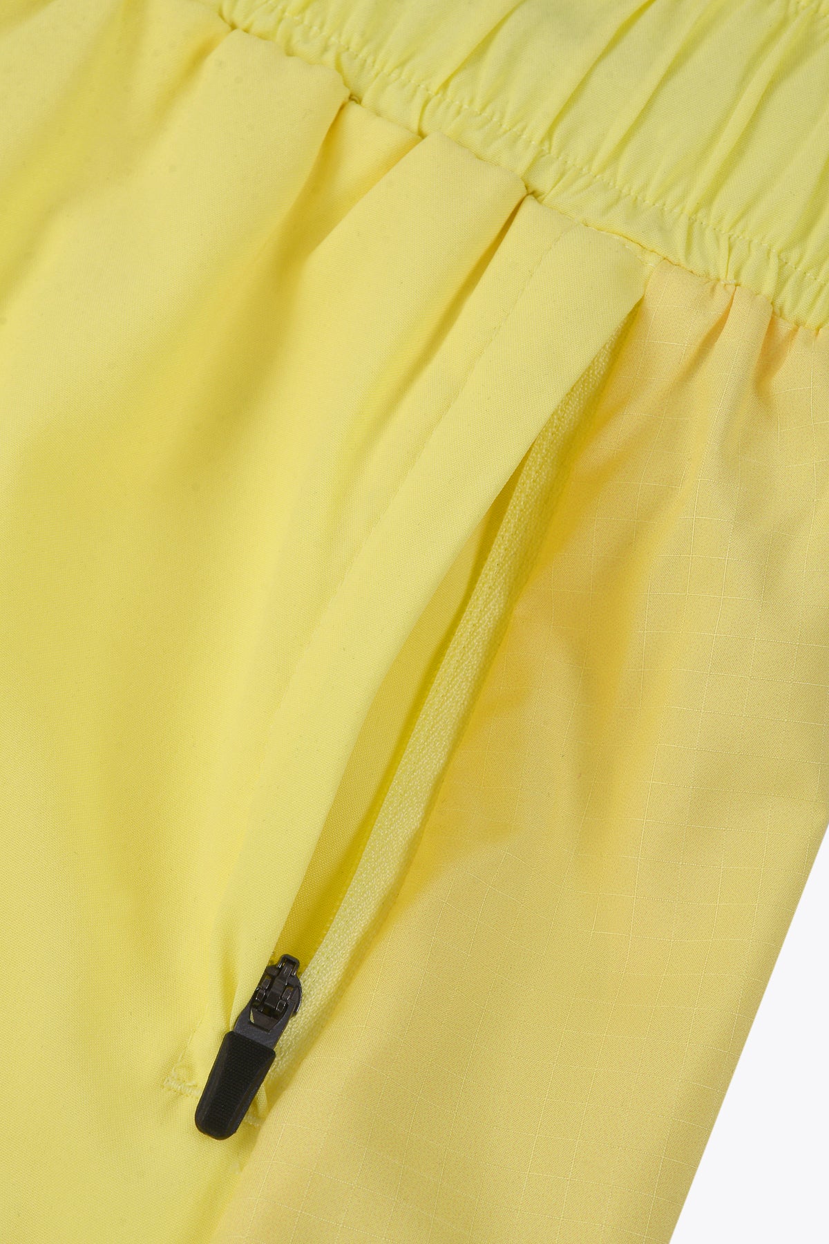 Light & Functional Short