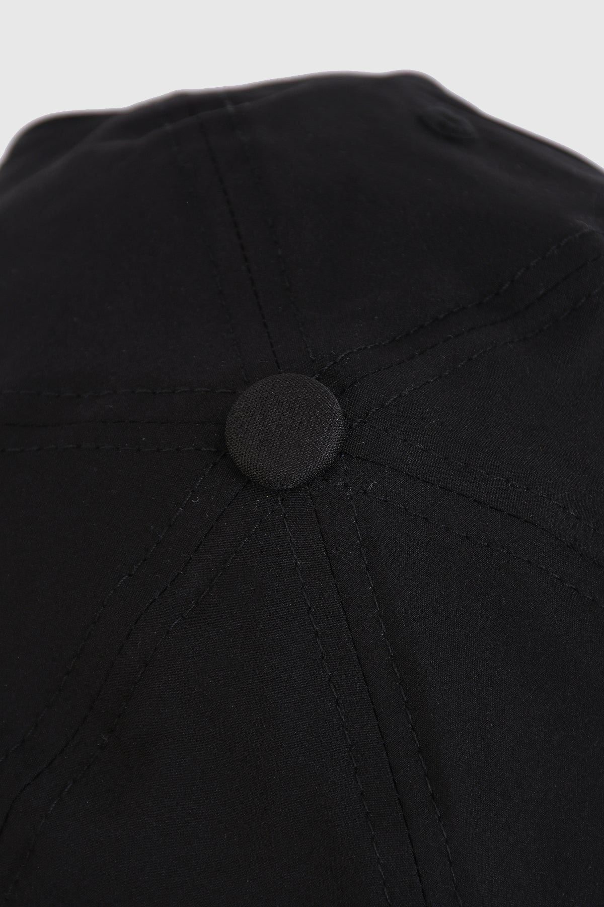 Active Cap Black Edition