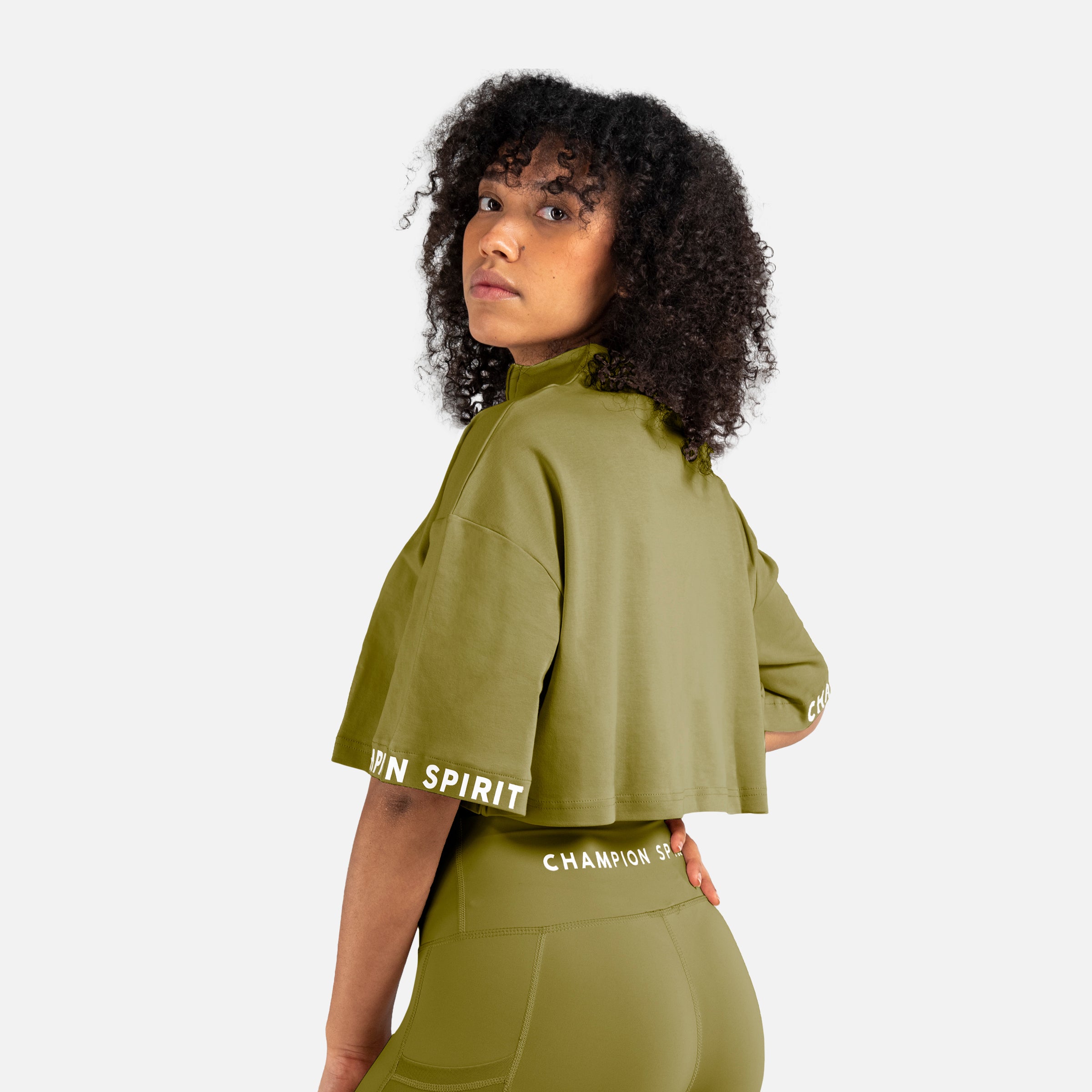 Crop top col montant olive