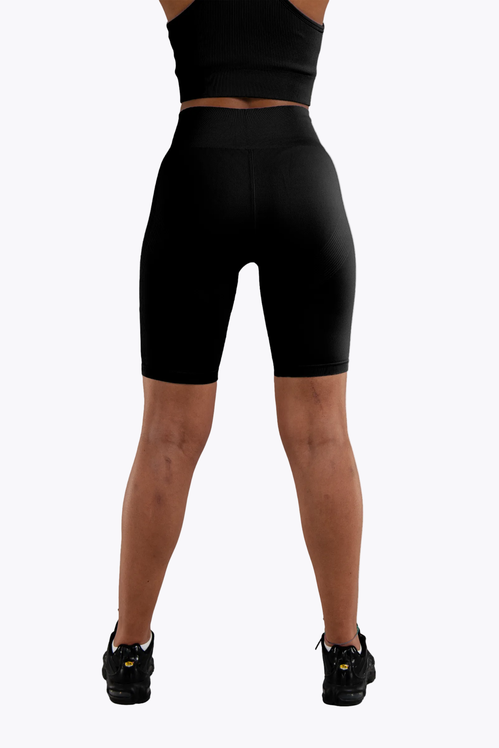 short-sans-couture-noir